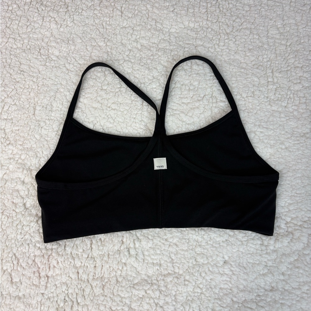 Vuori Black Sports Bra - Picture 5 of 8